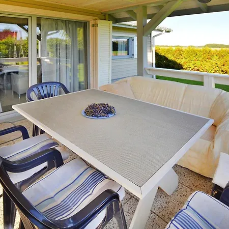Comfortable For 8 People, Oswino, Cleaning Included Ferienhaus Oswino